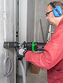 Использование дрели с микроударом для сухого алмазного сверления Eibenstock ESD 1801